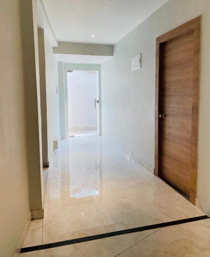 Hotel The Crest Kolkata Ngoại thất bức ảnh